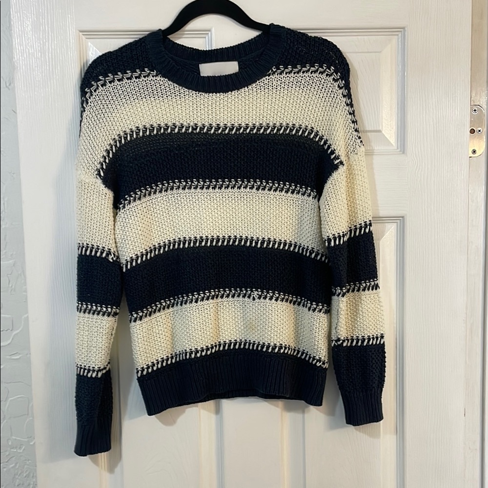 Heartloom Blue and Cream Crew Neck Sweater